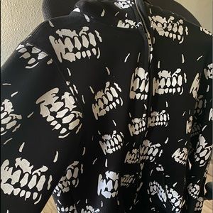 Cerberus full zip up